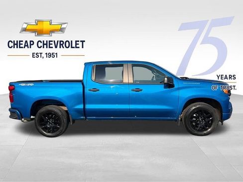 Used 2022 Chevrolet Silverado 1500 Custom AWD/4WD image 6