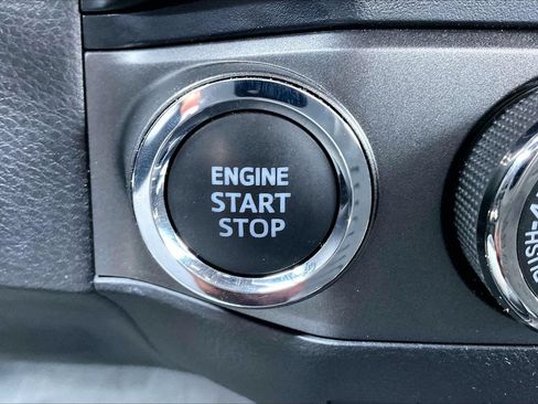 Used 2023 Toyota Tacoma TRD Sport AWD/4WD image 27
