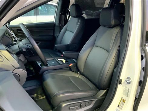 Used 2025 Honda Odyssey Sport-L image 7