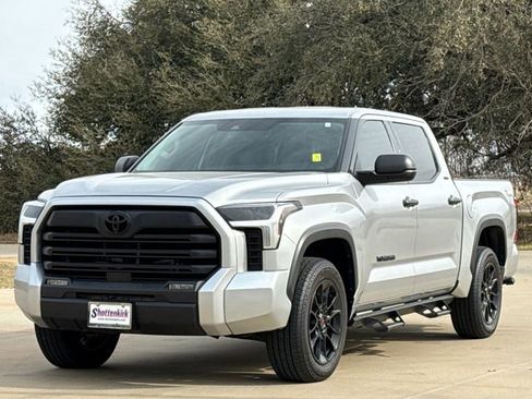 Used 2023 Toyota Tundra SR5 image 3