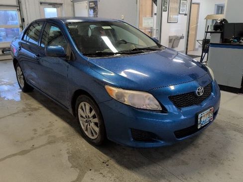 Used 2010 Toyota Corolla LE FWD image 7