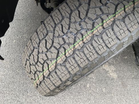 Used 2024 Chevrolet Silverado 1500 High Country w/ Technology Package AWD/4WD image 12