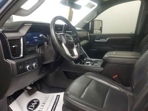 Used 2024 GMC Sierra 2500 Denali w/ Denali Reserve Package image 4