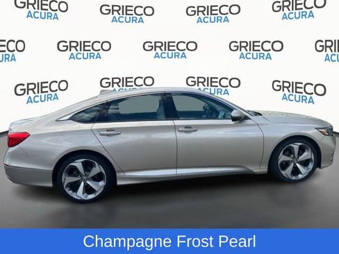 Used 2018 Honda Accord Touring image 5