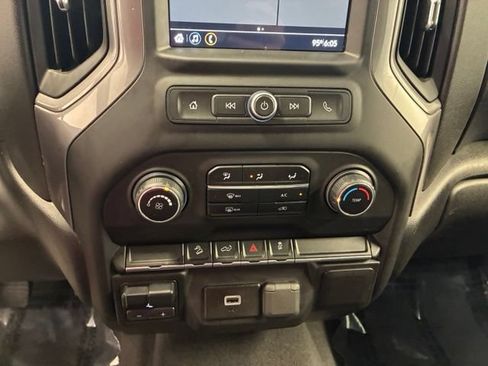 Used 2019 Chevrolet Silverado 1500 Custom Trail Boss w/ Custom Convenience Package AWD/4WD image 20