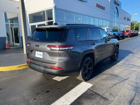 Used 2025 Jeep Grand Cherokee L Limited w/ Luxury Tech Group II AWD/4WD image 8