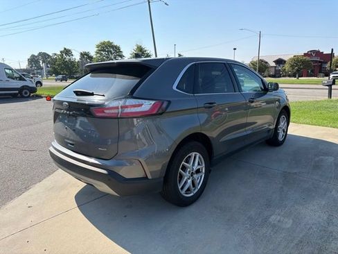 Used 2024 Ford Edge SEL AWD/4WD image 4