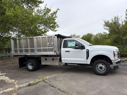 New 2026 Ford F350 XL w/ XL Chrome Package AWD/4WD image 2