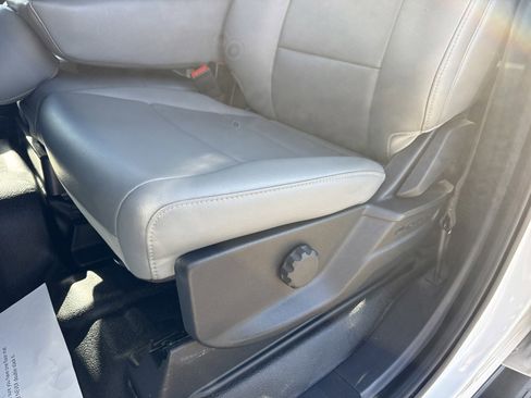 Used 2024 Ford F250 XL w/ XL Driver Assist Package AWD/4WD image 13