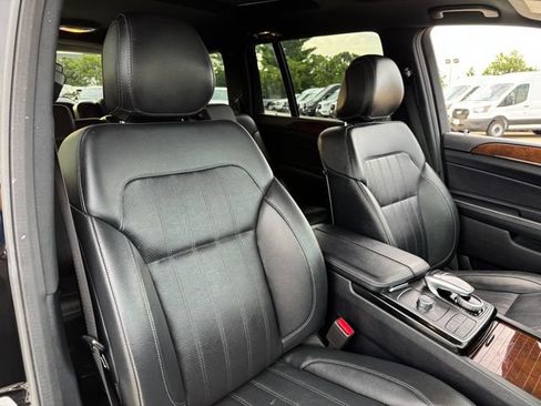 Used 2018 Mercedes-Benz GLS 450 4MATIC image 21