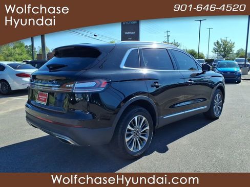 Used 2023 Lincoln Nautilus AWD w/ Premium Package image 5