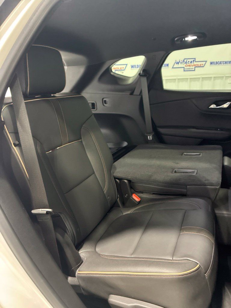 Used 2023 Chevrolet Blazer Premier FWD image 37