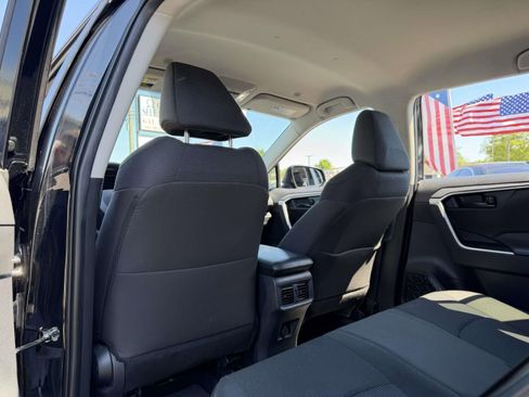 Used 2024 Toyota RAV4 LE AWD/4WD image 21