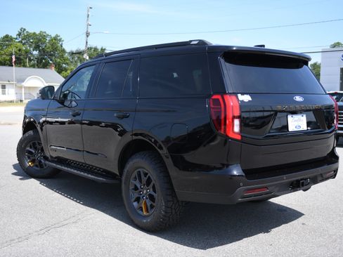 New 2027 Ford Expedition Tremor w/ Driver's Package AWD/4WD image 8