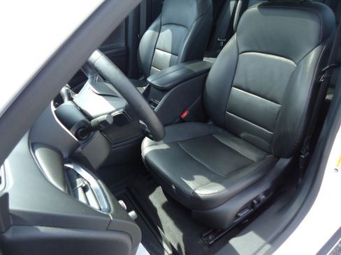 Used 2020 Chevrolet Malibu Premier FWD image 26