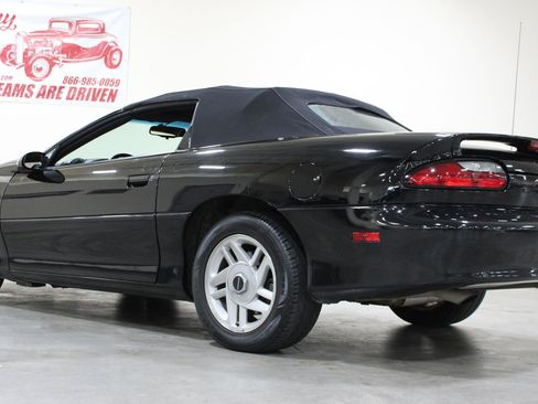 Used 1995 Chevrolet Camaro Z28 RWD image 29
