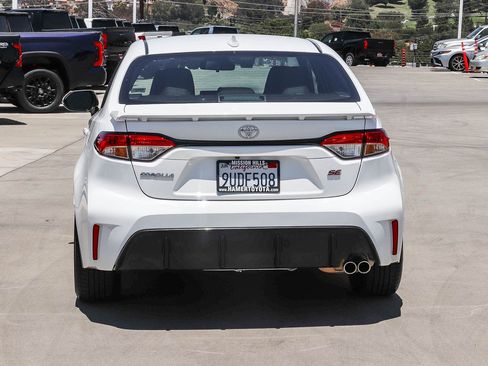 Certified 2025 Toyota Corolla SE w/ Convenience Package FWD image 6