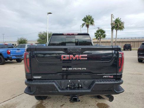 New 2026 GMC Sierra 2500 AT4 image 6