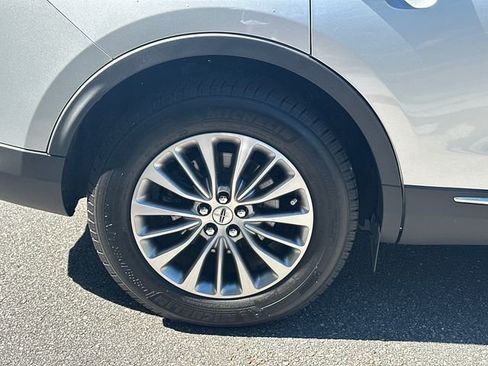 Used 2016 Lincoln MKX Select w/ Select Plus Package FWD image 21
