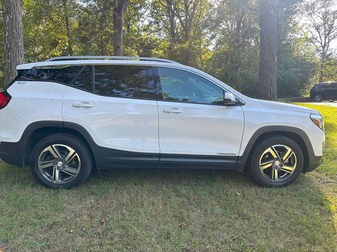 Used 2019 GMC Terrain SLT image 3