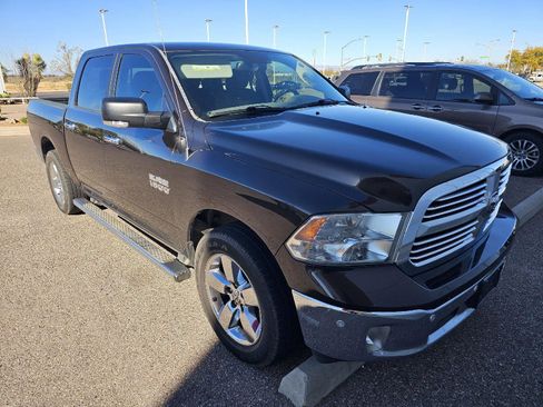 Used 2017 RAM 1500 Big Horn image 7