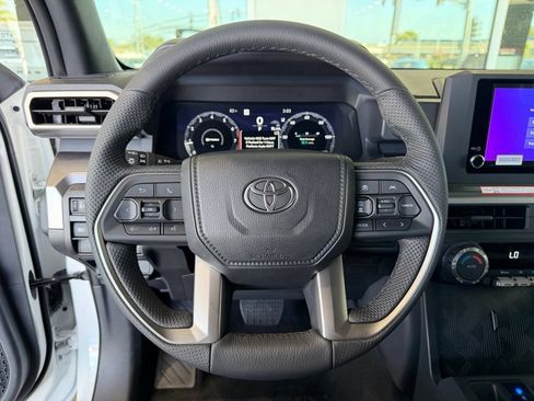 New 2026 Toyota Tacoma TRD Off-Road AWD/4WD image 19