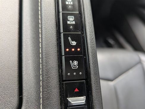 Used 2023 Chevrolet Corvette Stingray Preferred Conv w/ 2LT image 22