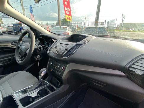 Used 2017 Ford Escape S image 11