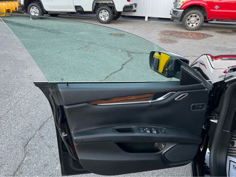 Used 2014 Maserati Ghibli S Q4 image 14