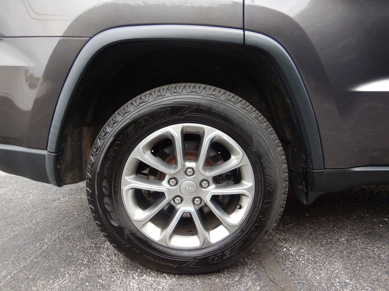 Used 2015 Jeep Grand Cherokee Limited AWD/4WD image 24
