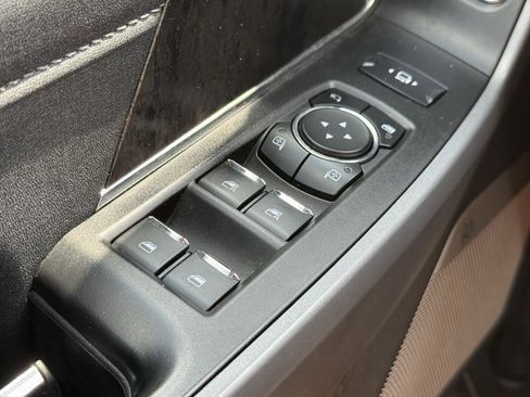 Used 2024 Ford F250 Lariat w/ Tremor Off-Road Package AWD/4WD image 26
