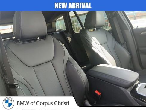 Used 2024 BMW X3 M40i w/ Parking Assistance Package image 17