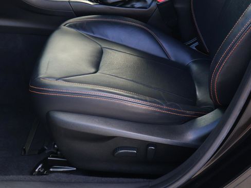 Used 2018 Subaru Crosstrek 2.0i Limited image 14