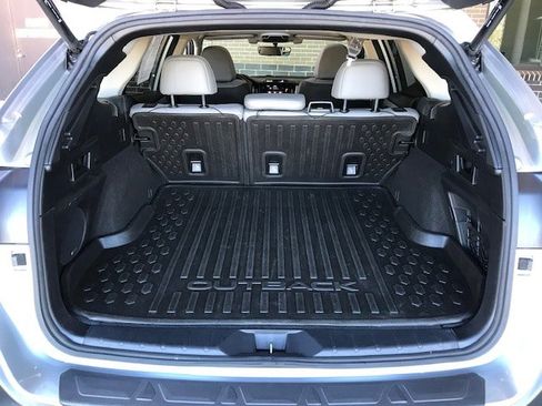 Used 2021 Subaru Outback Limited w/ Popular Package #2 image 10