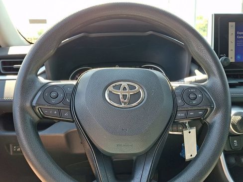 Used 2024 Toyota RAV4 LE FWD image 18