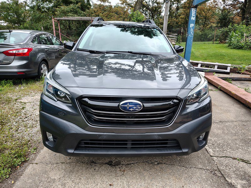 Used 2020 Subaru Outback Onyx Edition XT w/ Popular Package #2 AWD/4WD image 2