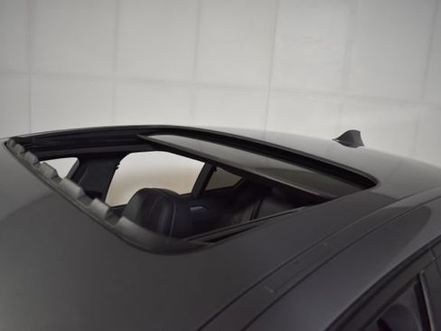 Used 2013 BMW M5 RWD image 46