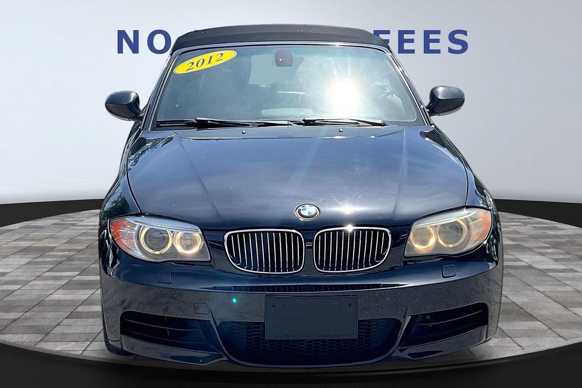 Used 2012 BMW 135i Convertible RWD image 2