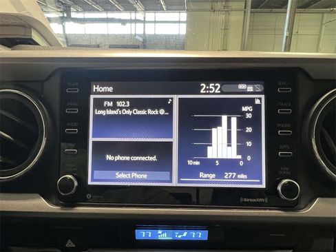 Used 2023 Toyota Tacoma SR5 w/ Technology Package image 29