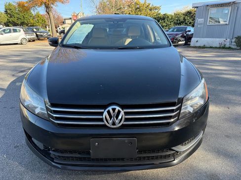 Used 2013 Volkswagen Passat 2.5 SE image 2