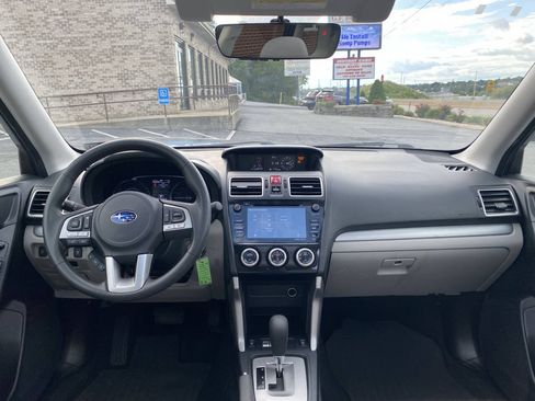 Used 2018 Subaru Forester 2.5i Premium AWD/4WD image 24