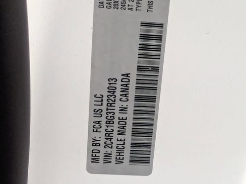 New 2026 Chrysler Pacifica Select w/ S Appearance Package FWD image 18