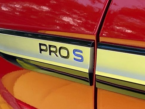 Used 2023 Volkswagen ID.4 Pro S RWD image 6