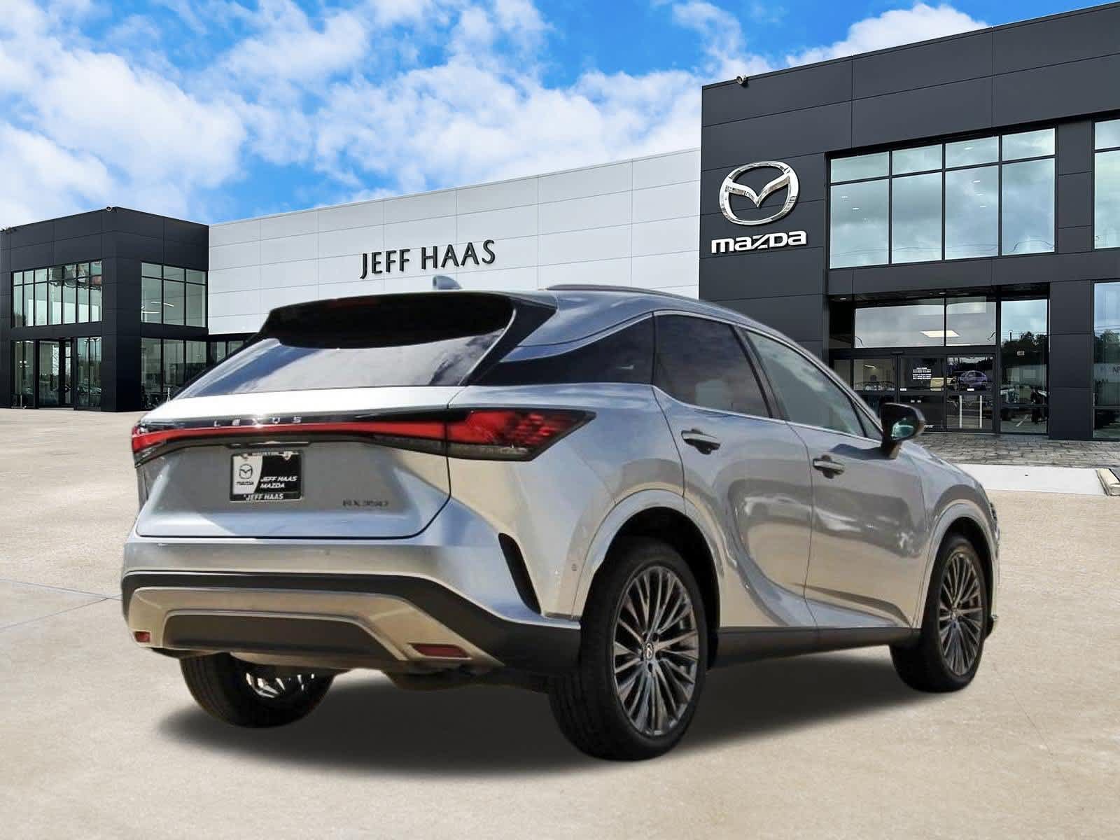 Used 2023 Lexus RX 350 FWD w/ Cold Area Package image 3