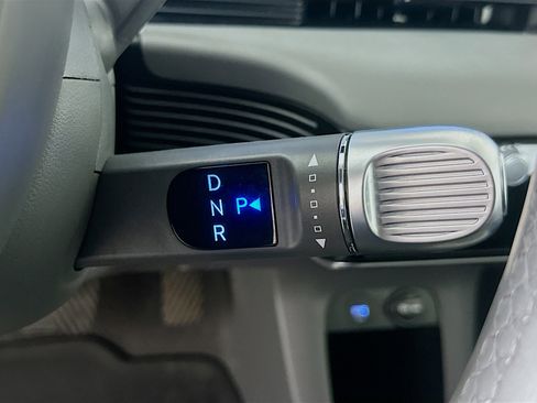 Used 2024 Hyundai Ioniq 5 SEL image 25