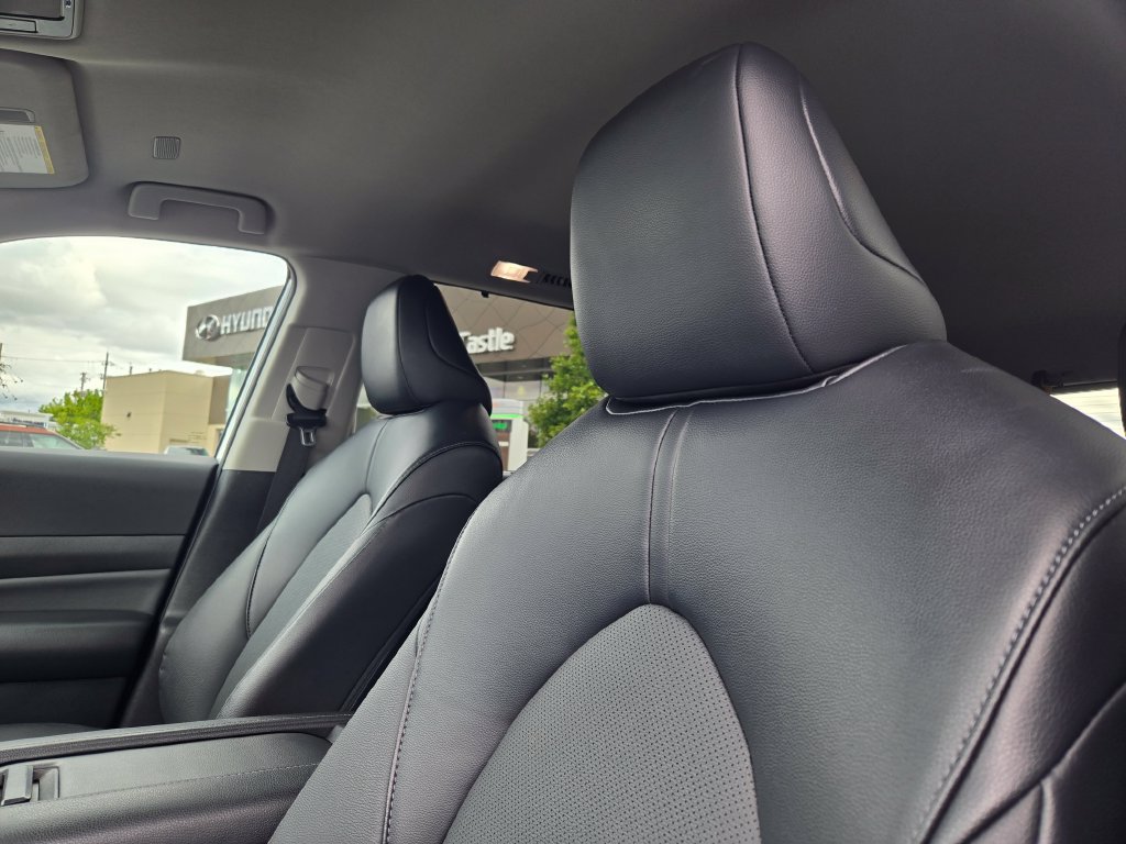 Used 2024 Toyota Grand Highlander AWD image 37