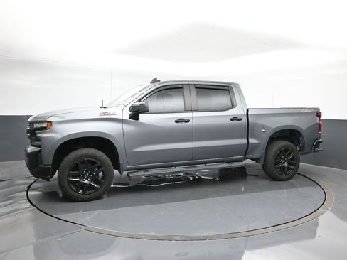 Used 2021 Chevrolet Silverado 1500 LT Trail Boss image 2