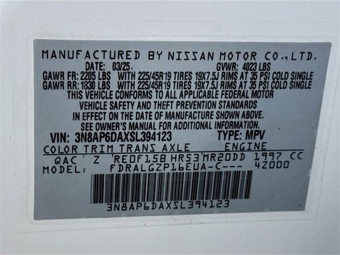 Certified 2025 Nissan Kicks SR image 32