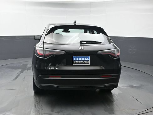Certified 2024 Honda HR-V LX image 5