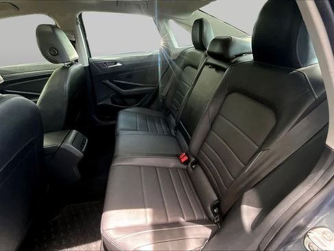 Used 2021 Volkswagen Jetta SEL FWD image 21